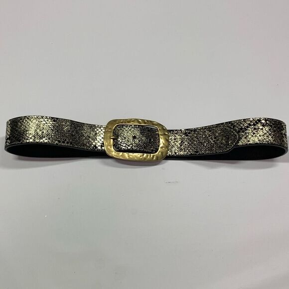 3D metallic and black gold buckle belt NWOT - Picture 3 of 6
